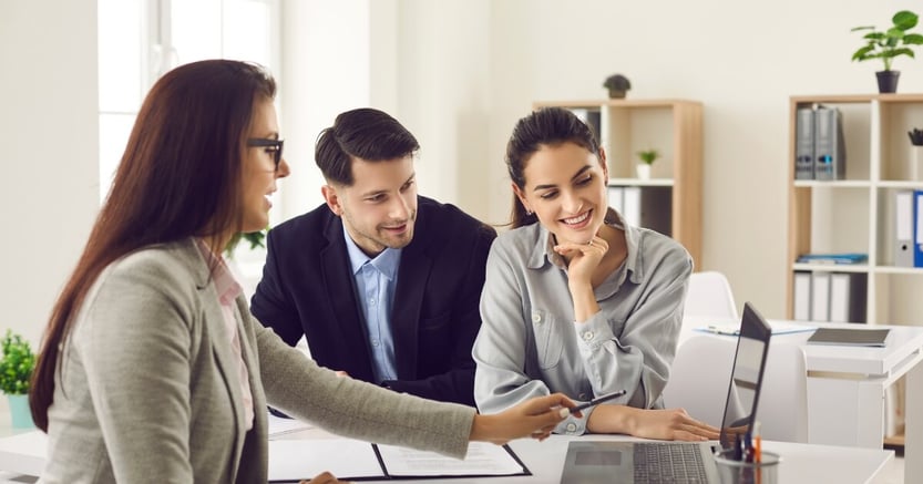 role of a loan officer explained